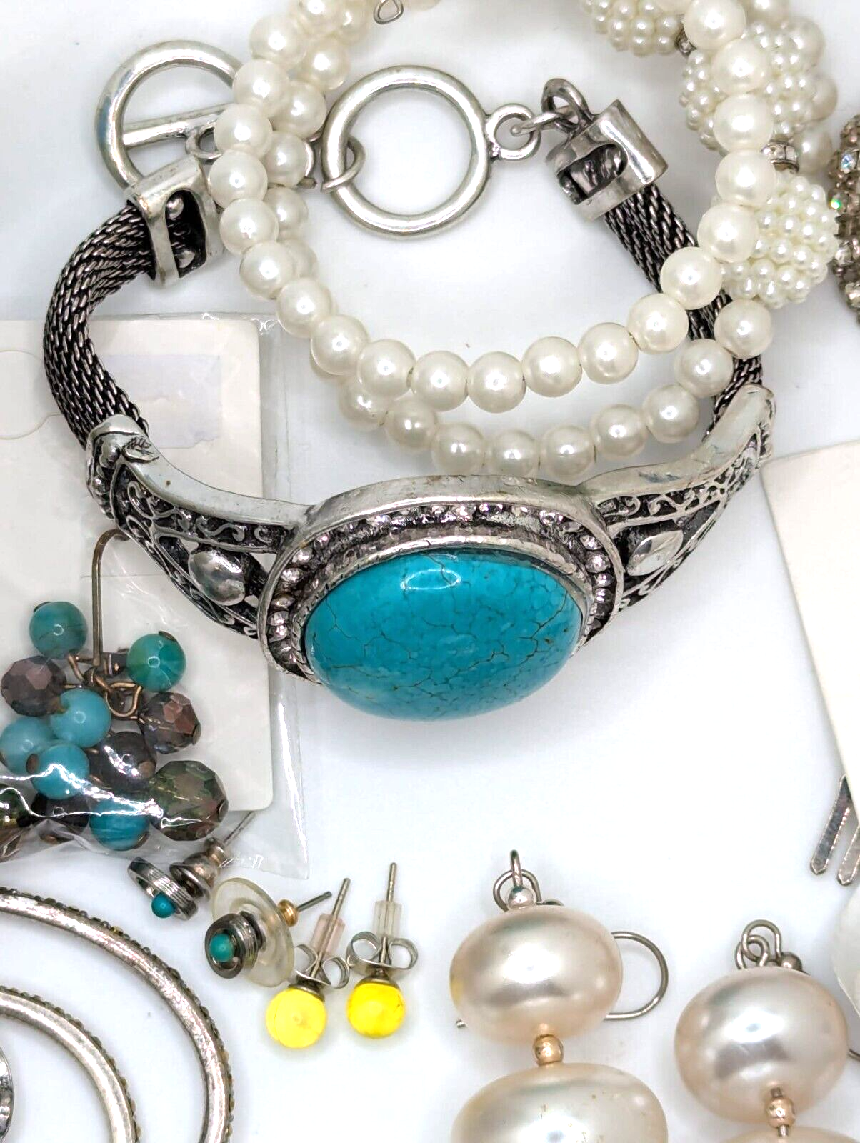 Vintage to Now Costume Jewelry Lot Wearable Bracelet Necklace ++ Gift for her