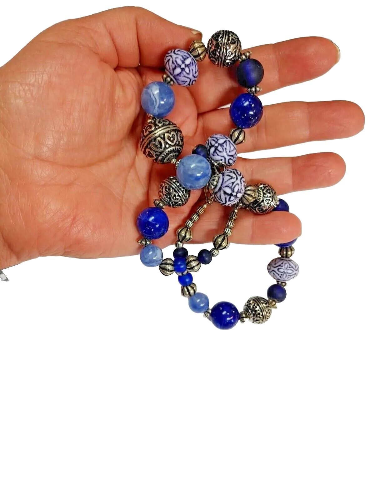 Vintage Graduated Multi bead Blue & White, Silver Tone Bead Necklace 17 Inches
