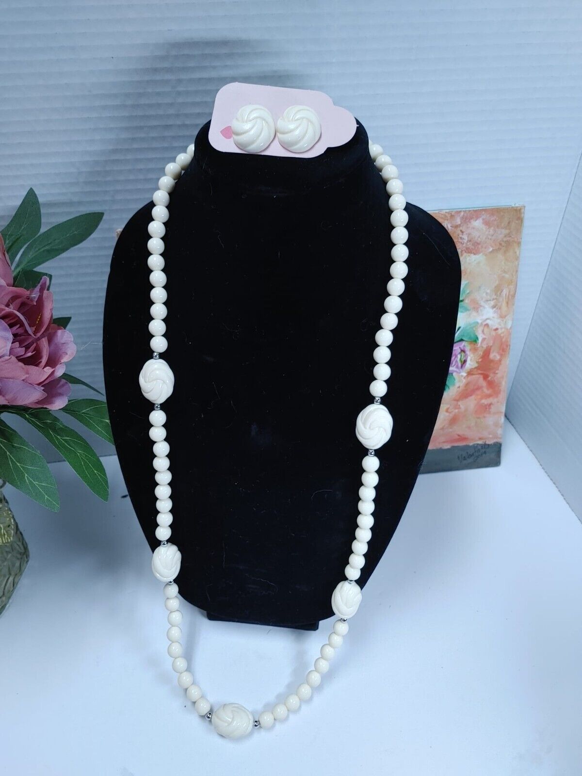 Vintage 1980s Avon Necklace & Earrings Chunky Cream Acrylic Knot Beaded