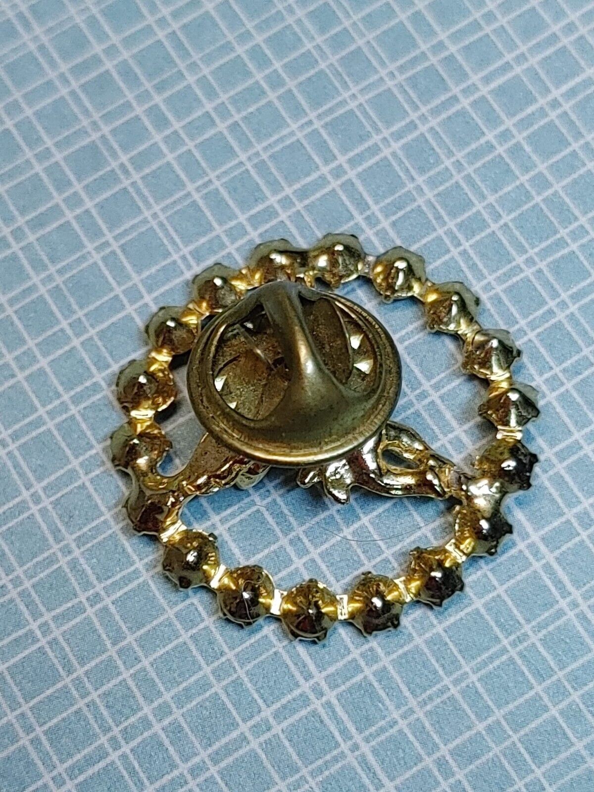 GoldTone Guardian Angel Pin Purple Rhinestone Circle Wreath Vintage