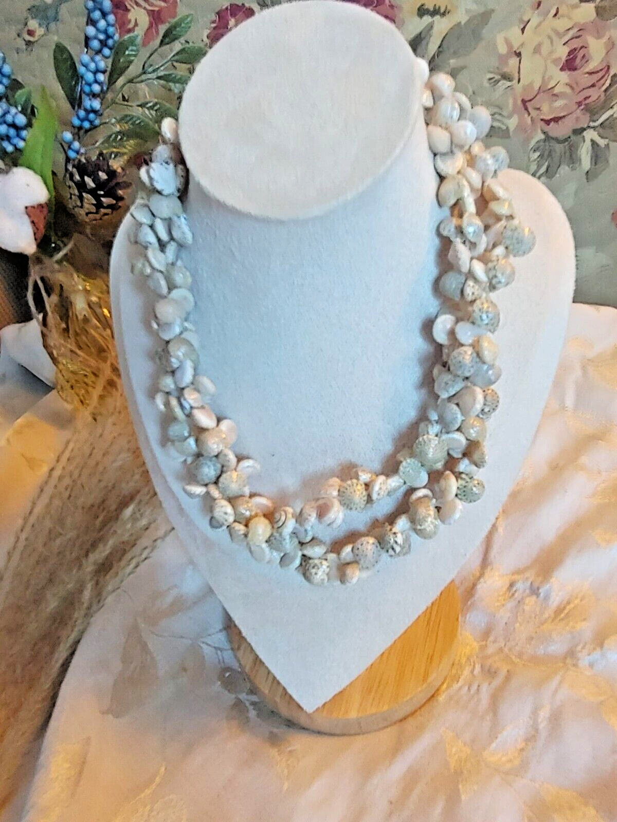 Long Hawaiian Shell Necklace Beach Jewelry Nautical Ocean 34"