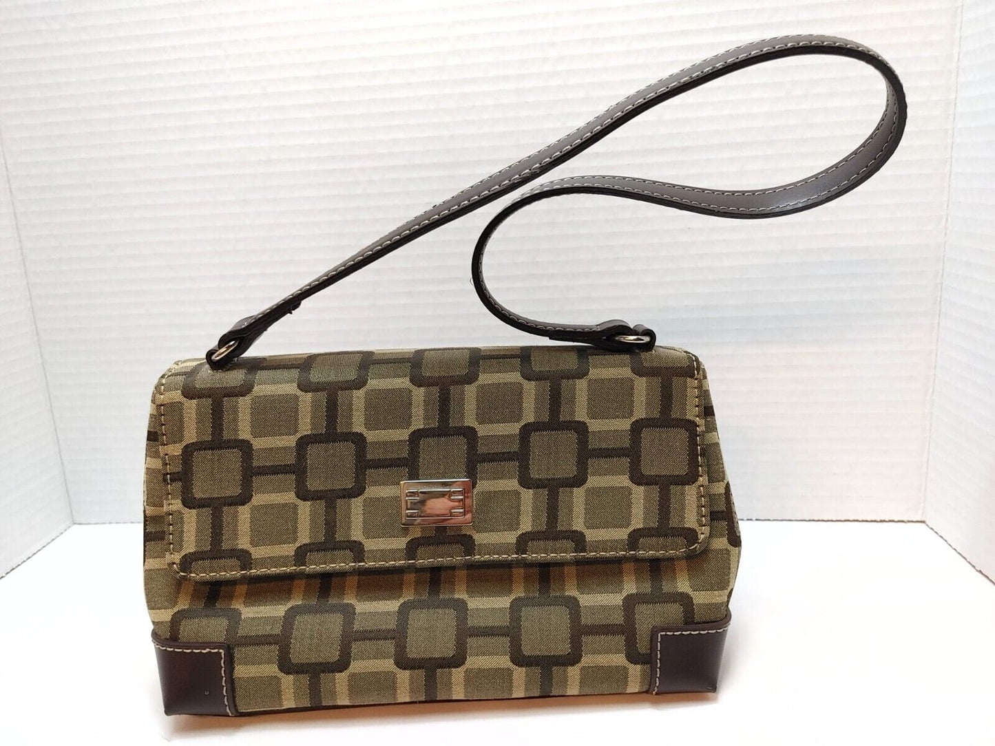 Vintage Nine West Shoulder Bag Geometric Pattern Beige Brown Medium/Small Purse