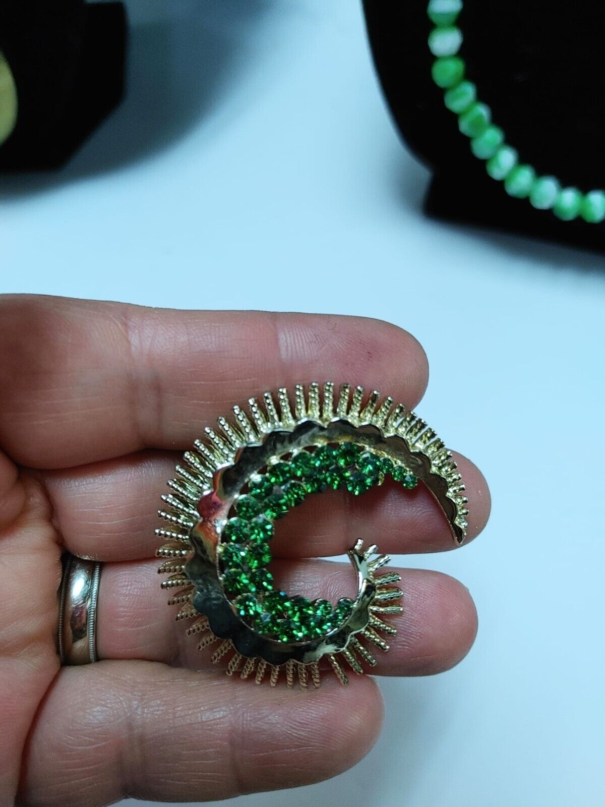 Vintage Brooch Emerald Green Rhinestone Glass Gold Tone Aztec 2"