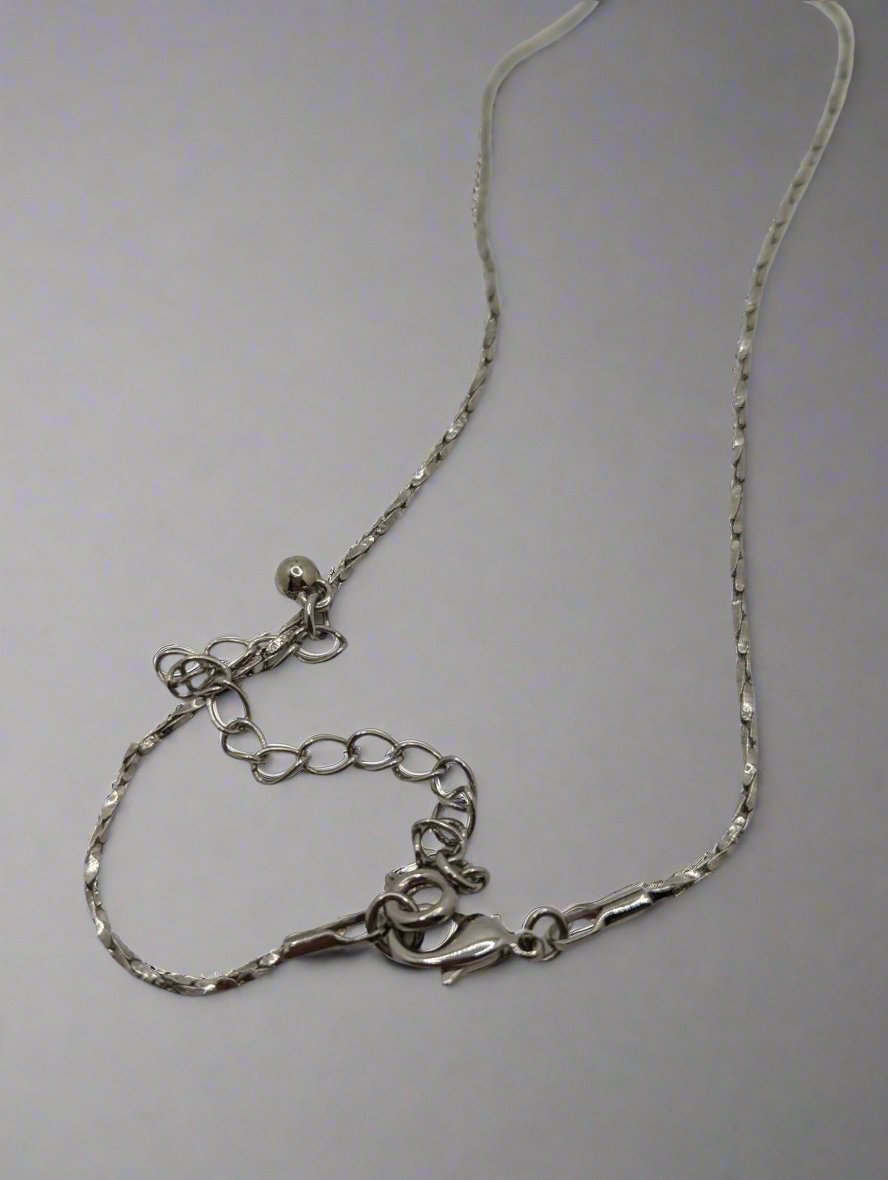 Avon NR Amethyst AB Rhinestone Pendent Necklace Silver Tone 2006