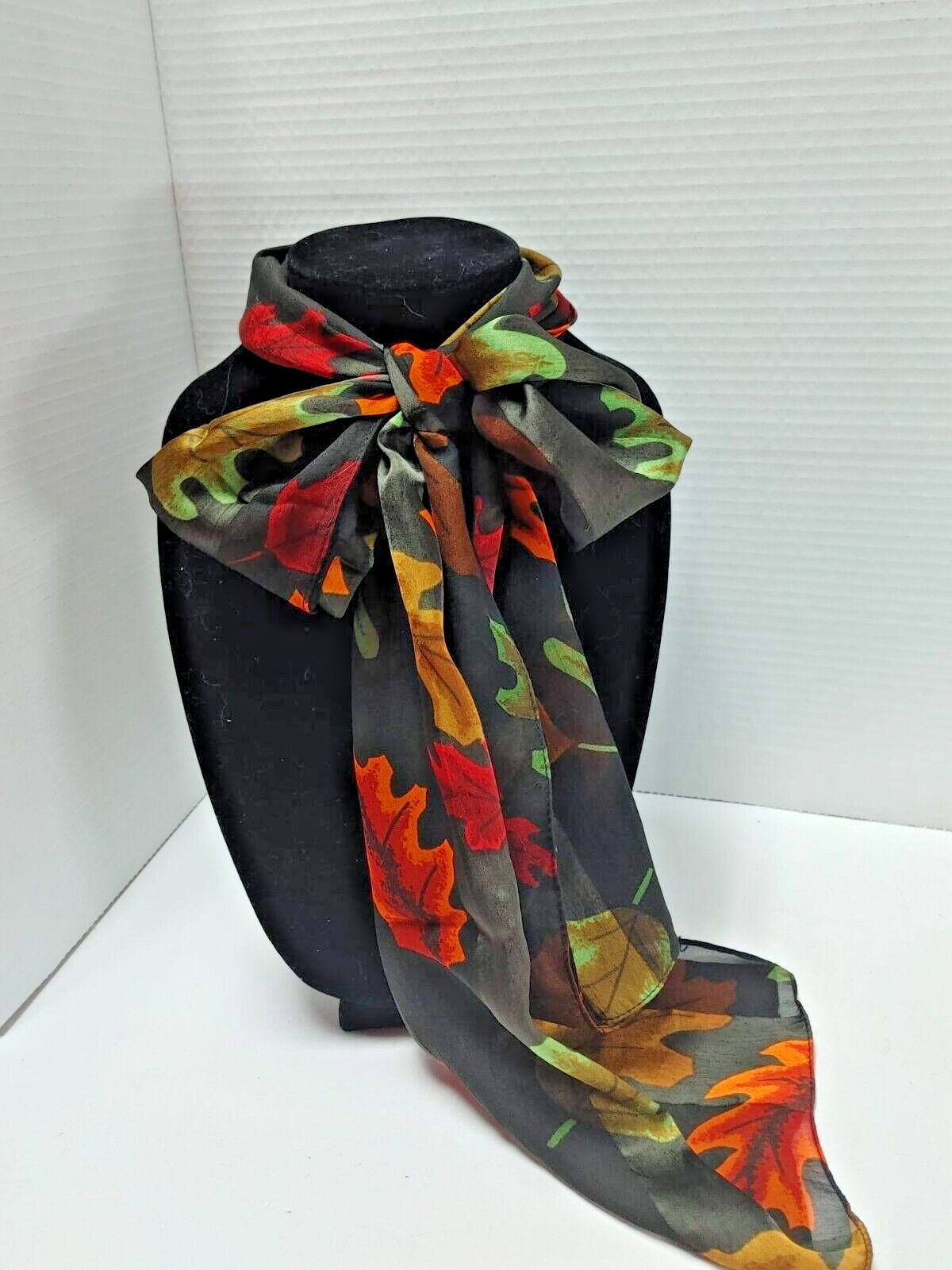 Silk Scarf & matching Red Acrylic Necklace Ladies Gift Set jewelry FALL STYLE