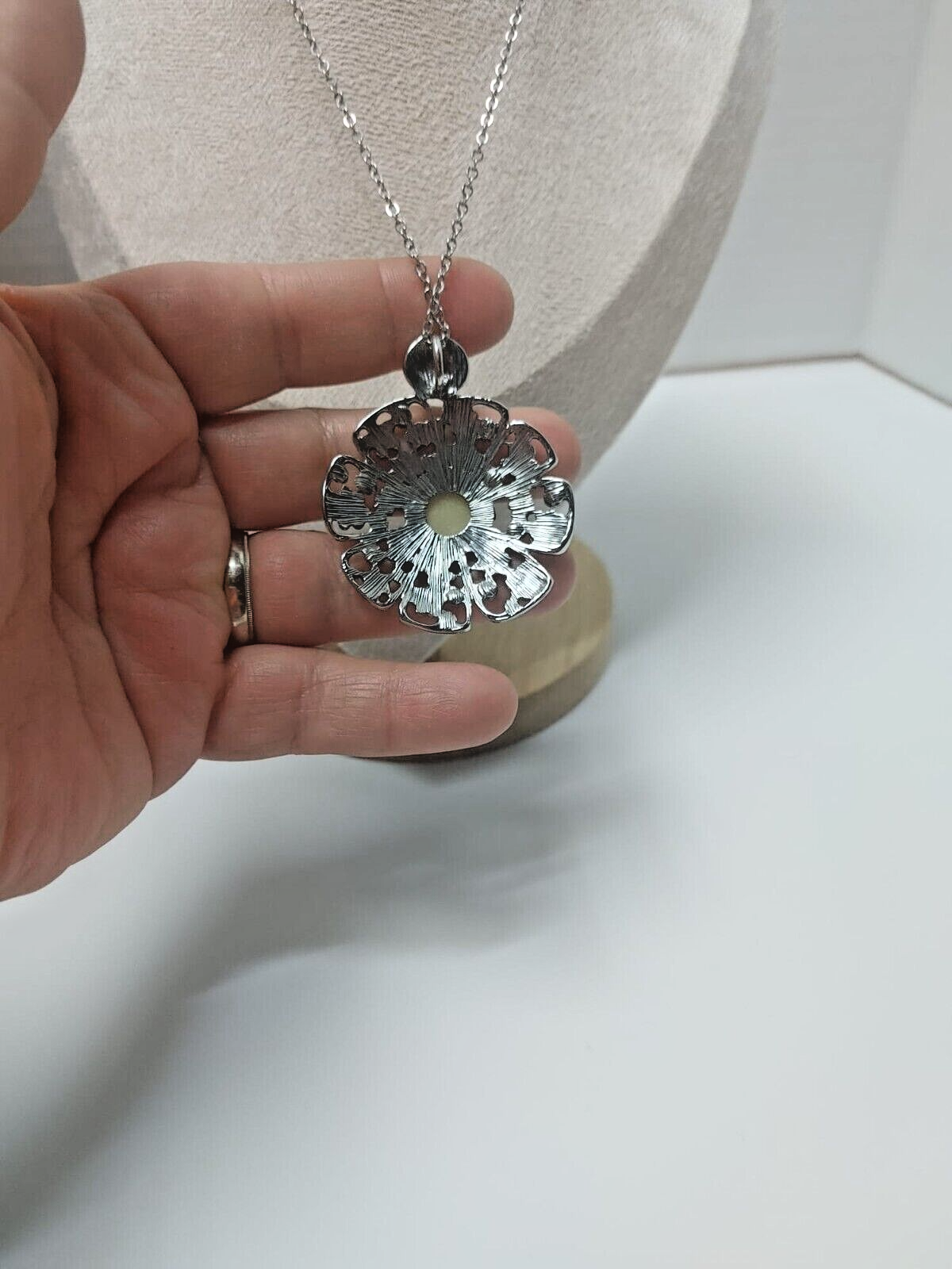 Art Deco Necklace Foux Stone Flower Pendant Tassel Antique Silver 16" long Boho