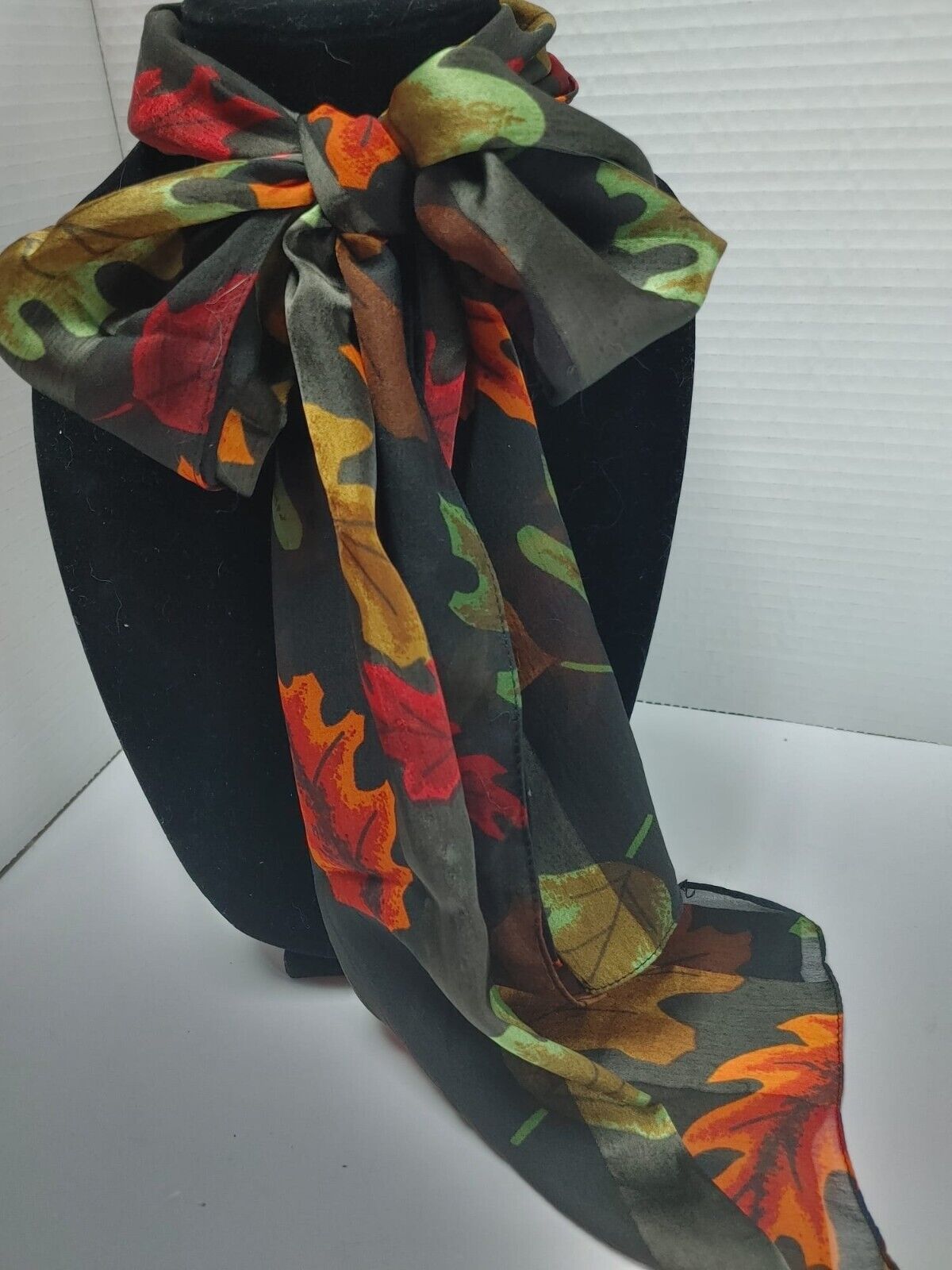 Silk Scarf & matching Red Acrylic Necklace Ladies Gift Set jewelry FALL STYLE