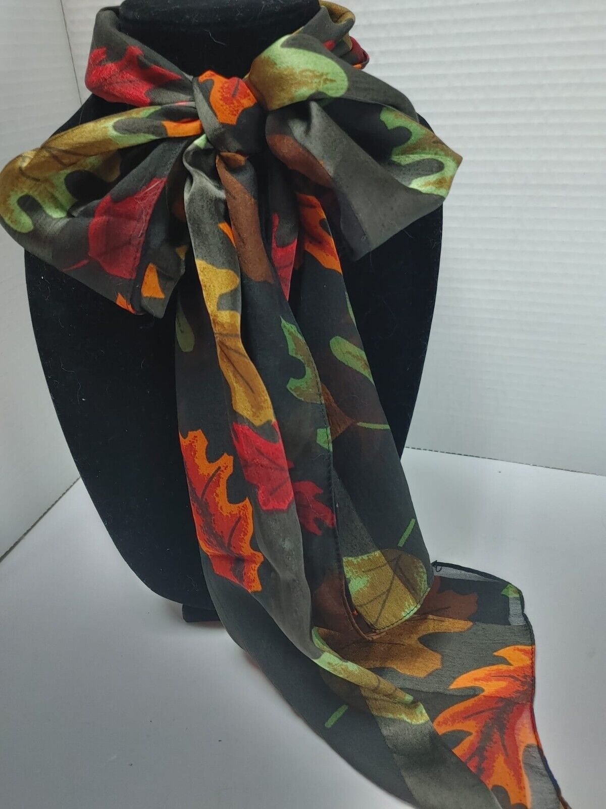Silk Scarf & matching Red Acrylic Necklace Ladies Gift Set jewelry FALL STYLE