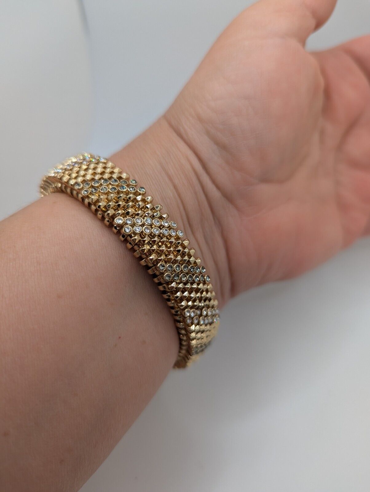 Bracelet Grey Clear Rhinestone Expansion Stretch Gold Tone