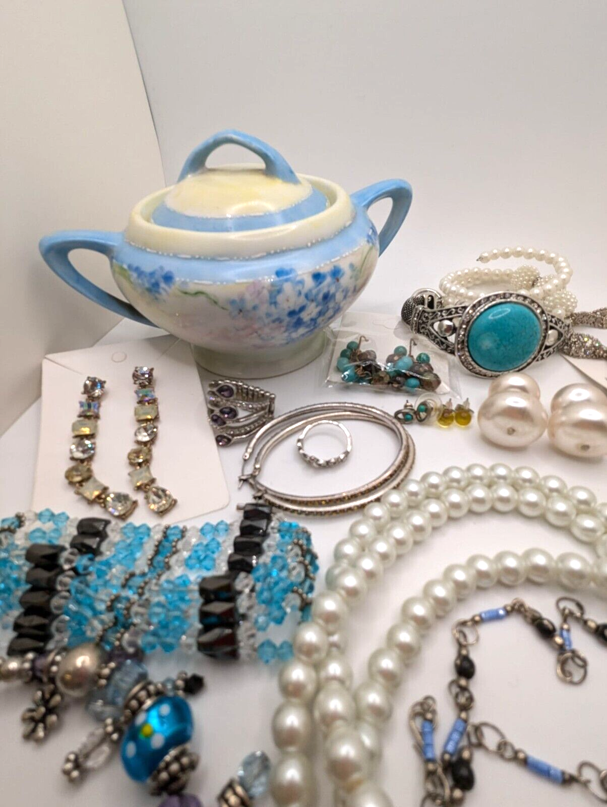 Vintage to Now Costume Jewelry Lot Wearable Bracelet Necklace ++ Gift for her