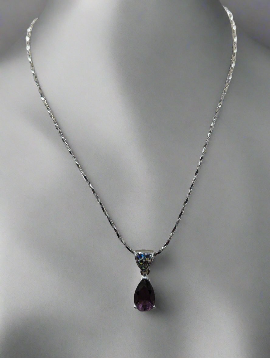 Avon NR Amethyst AB Rhinestone Pendent Necklace Silver Tone 2006