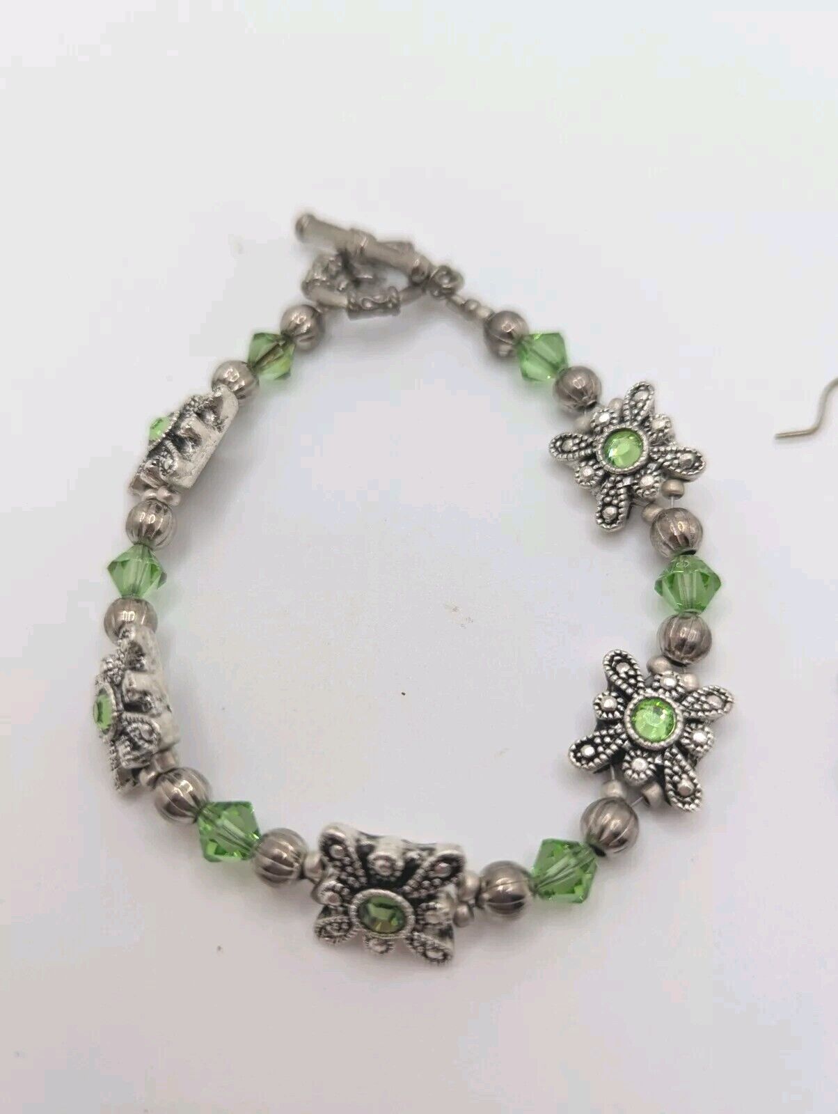 Silver Tone Spring Green Flower Square Crystal Bead Charm Bracelet Earrings 7.5"