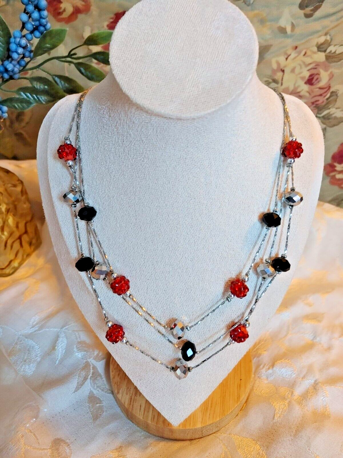 Layered Red Black grey Beaded Necklace silver tone chain 22" Women Boho Retro
