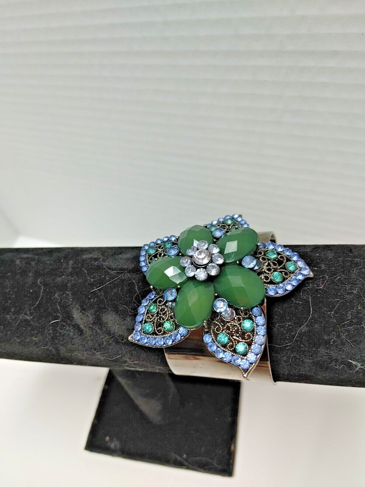 BOHO Gun Metal Green Blue Rhinestone Flower Cuff Bracelet Retro WOMEN Jewelry