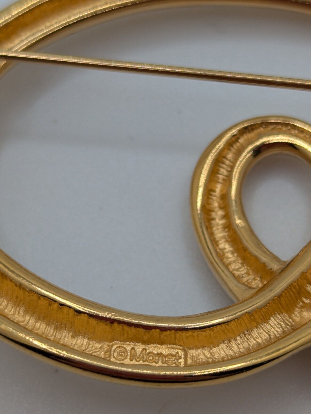 Vintage MONET Signed Pin Brooch Gold Tone Abstract Shape Swirl