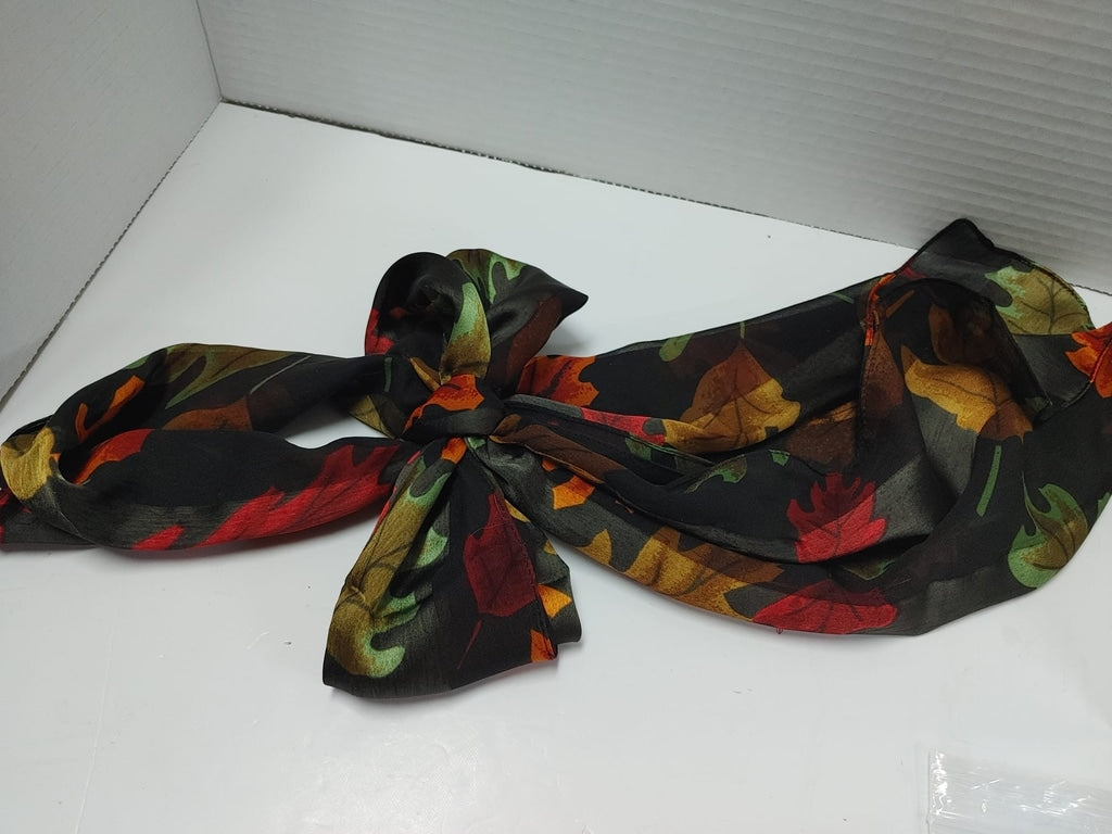 Ladies silk scarf & matching Red Acrylic Necklace VTG - Red - Black