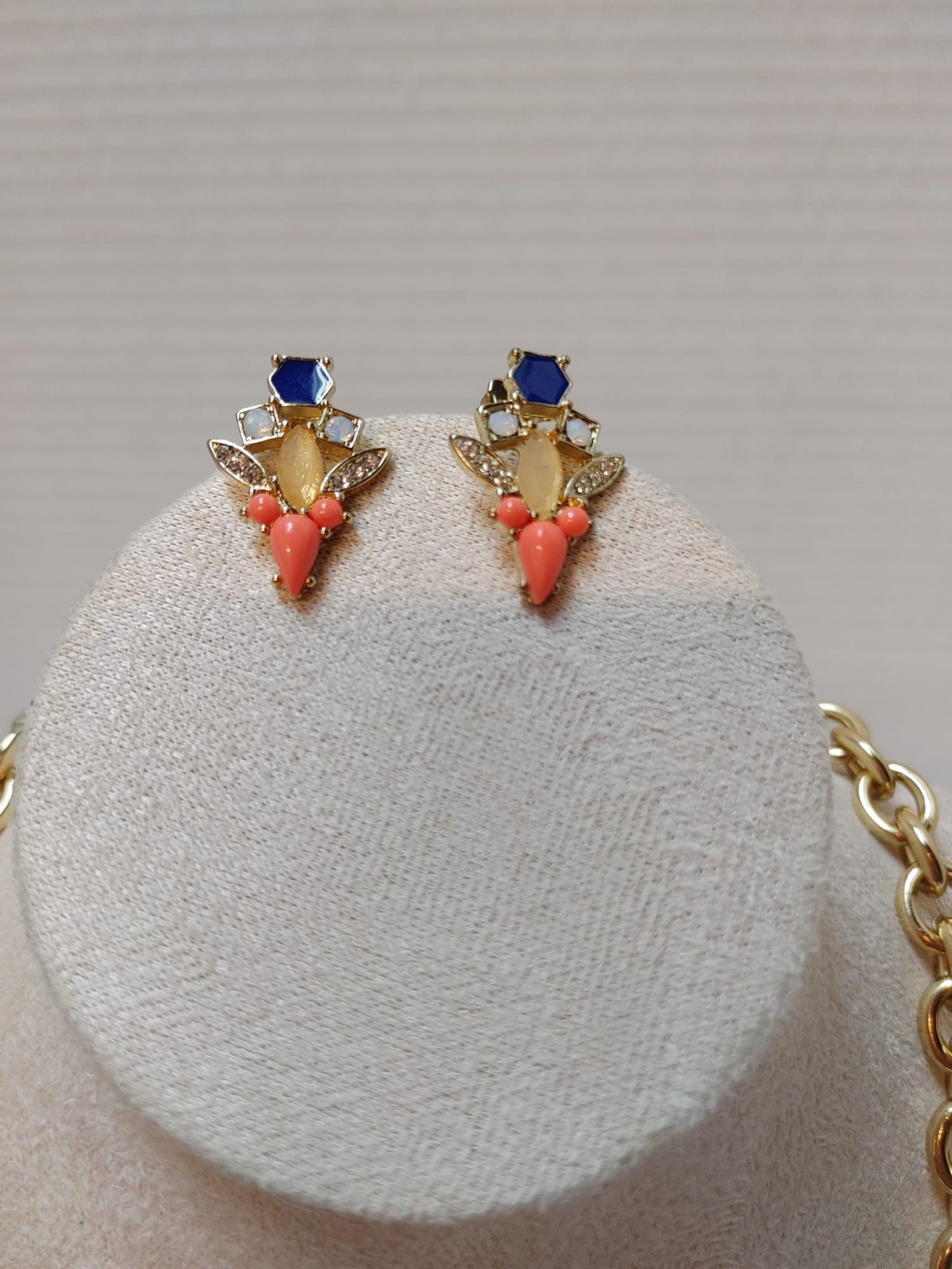 GV9 Necklace Statement Cobalt Blue & Apricot Runway Jewelry set Gold Tone VGT