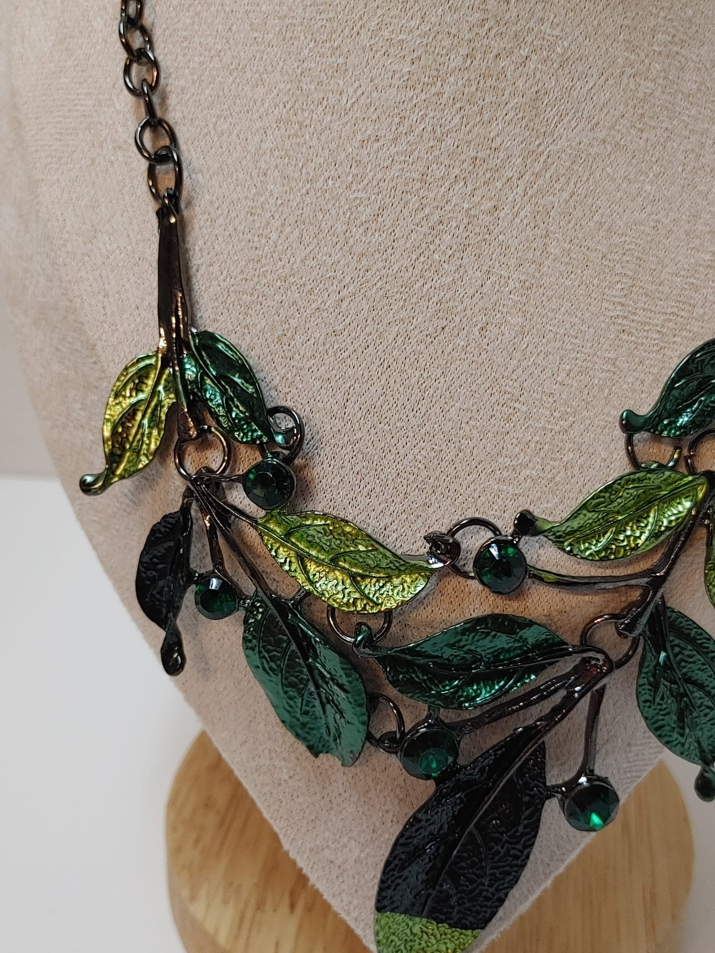 Leaf Necklace Matching Earrings Dangle Drop Jewelry Set GunMetal Rhinestones