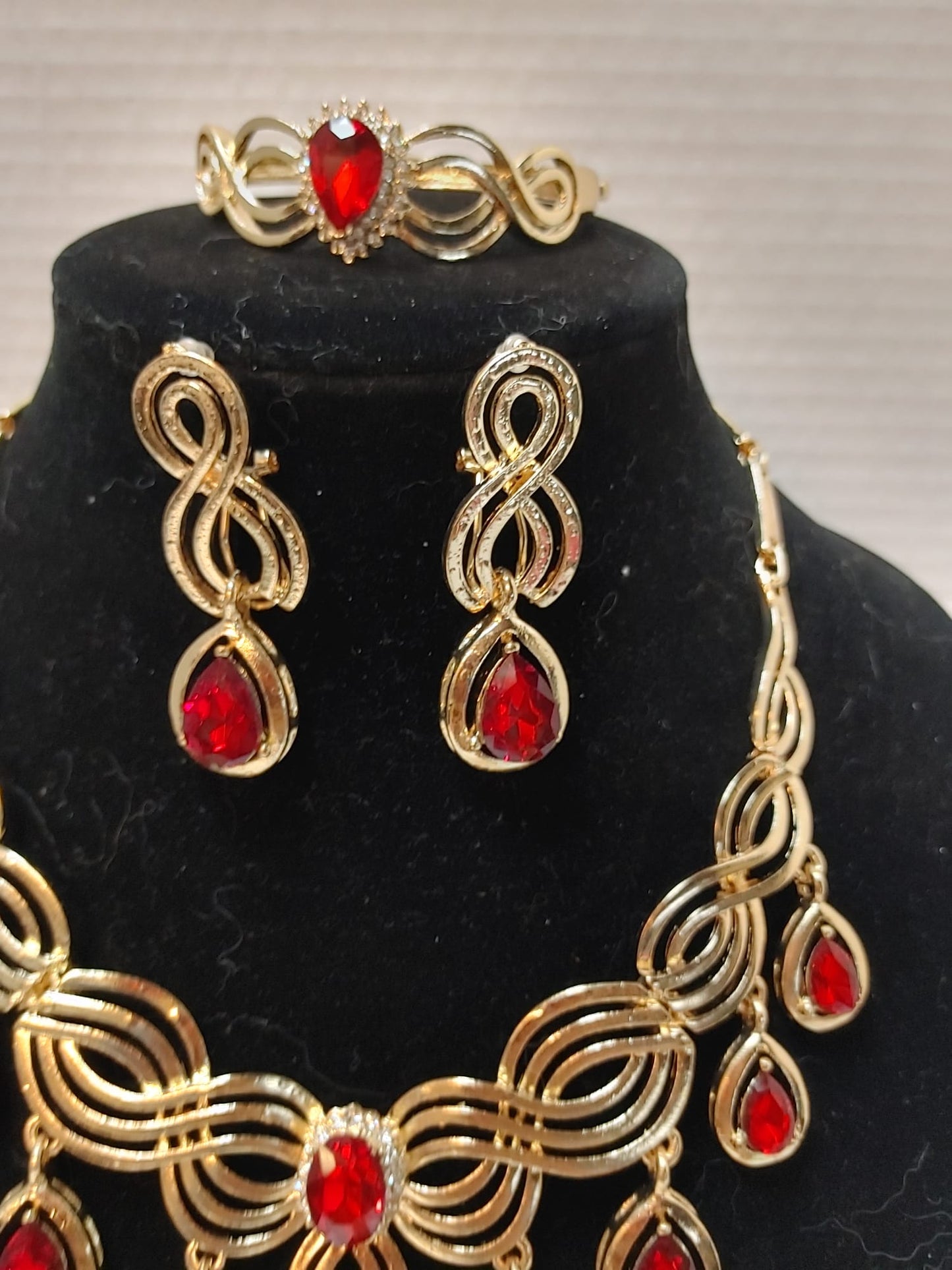 Women Jewelry Set Goldtone Red Zircon Tassel Crystal Wedding Party Necklace Ring
