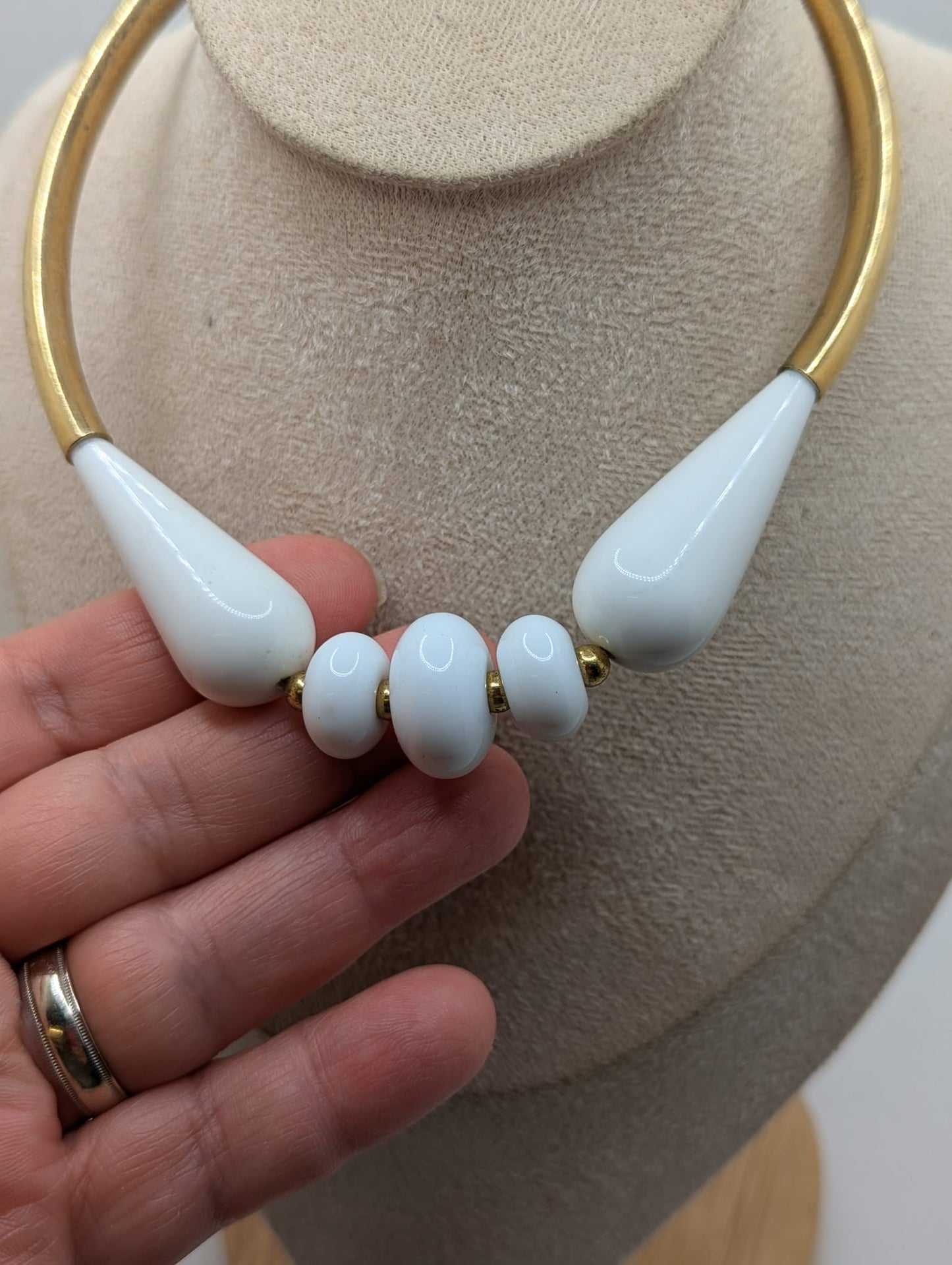 Vintage Celebrity NY White Gold Tone Necklace Acrylic Gold Tone Beads
