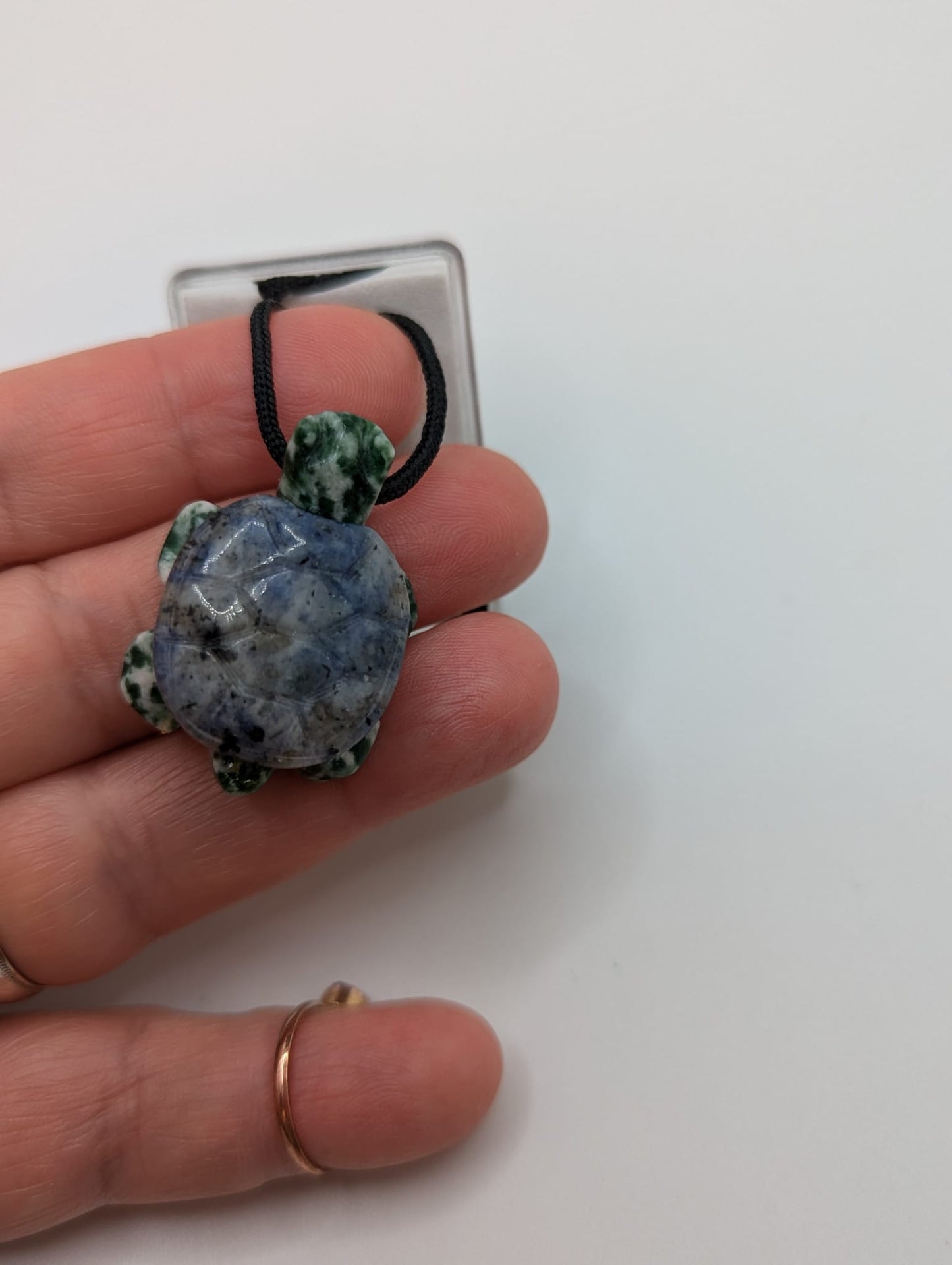 Blue Sodalite Green TURTLE tortoise GEM carving Pendant NECKLACE