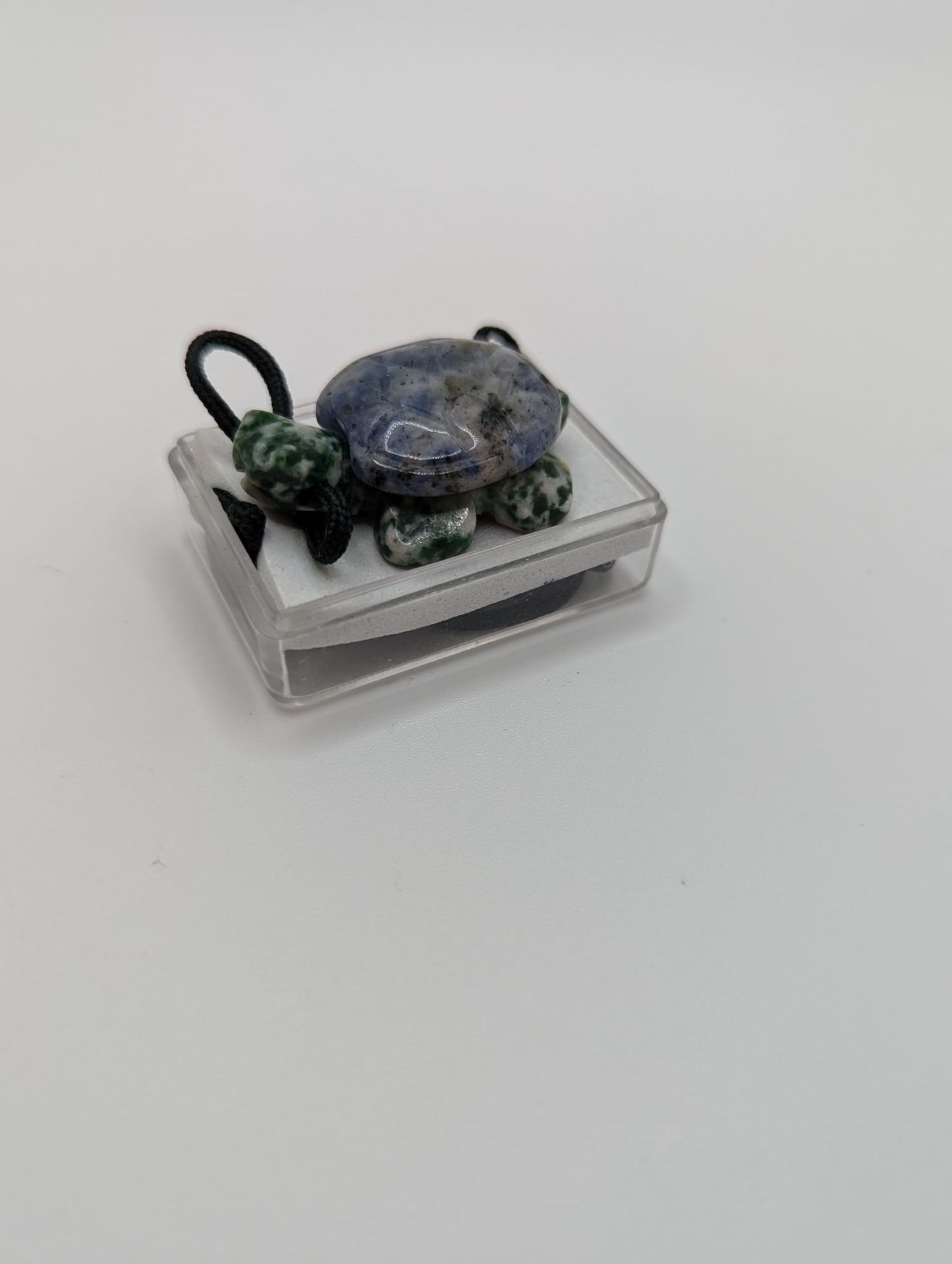 Blue Sodalite Green TURTLE tortoise GEM carving Pendant NECKLACE