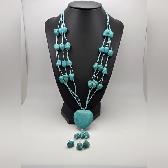 Beautiful Turquoise Chip Bead Howlite Heart Tassel Pendant Necklace 16.5β