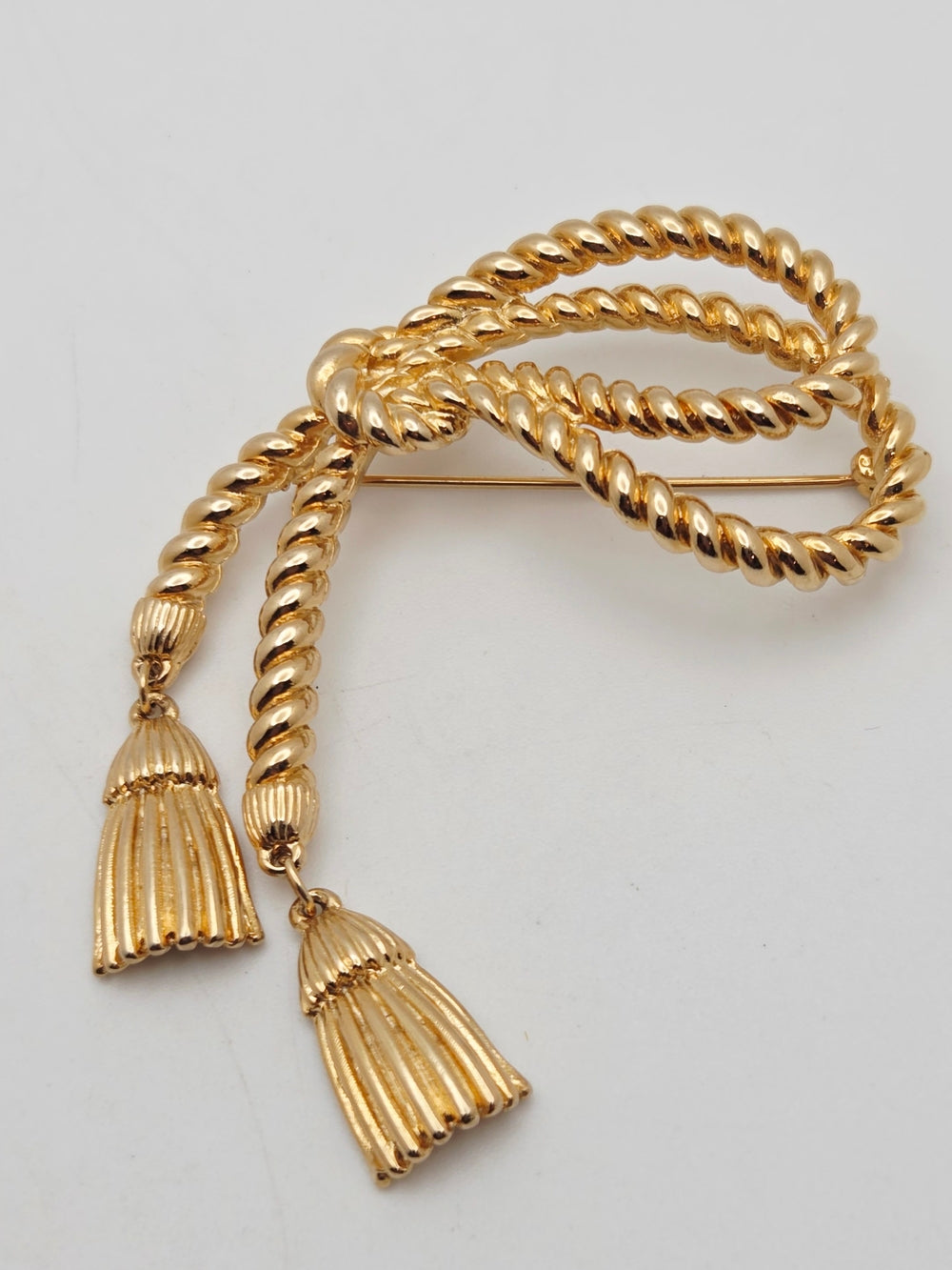 Vintage 80er Jahre AVON Brosche Goldfarbene Seilschleife - Nautische Quastenanstecknadel