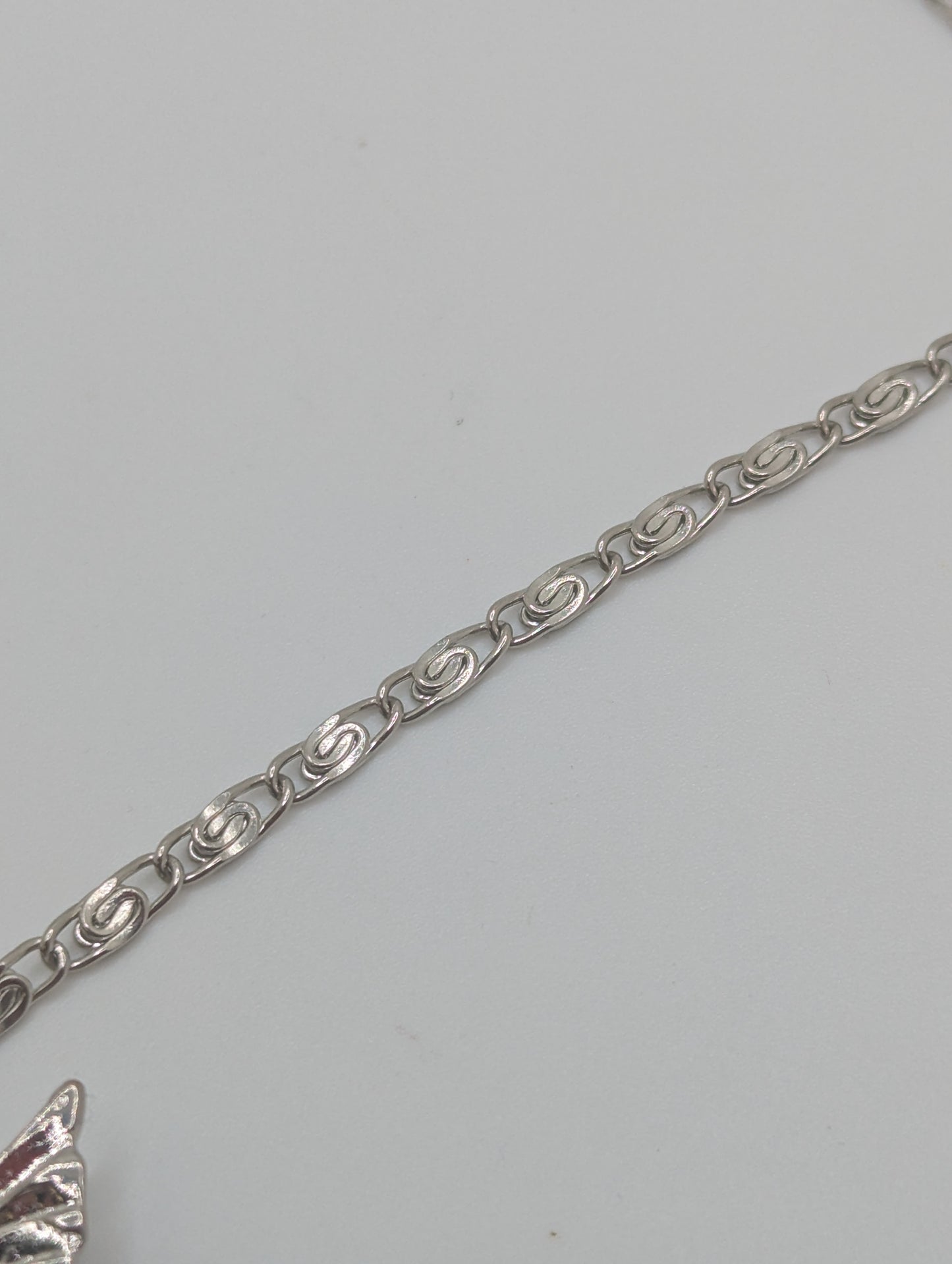 Silvertone Eagle Pendant Necklace Unisex 21β Chain