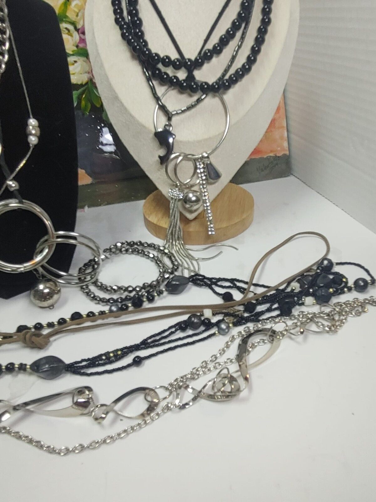 Vintage Mix Jewelry Lot Necklaces Earrings Bracelet Costume Black Silver-Tone