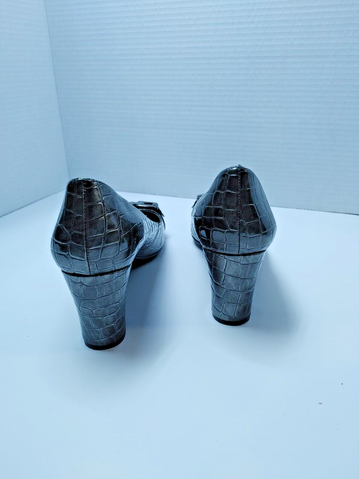 AK Anne klein iflex Block Heels Shoes Sz 9M Pewter Croc Print dark Grey Shiny