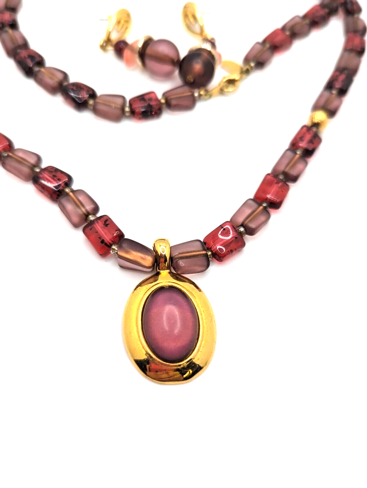 90's Worthington Vtg Necklace Earrige Frosted Cabochon Burgundy Beaded Signed