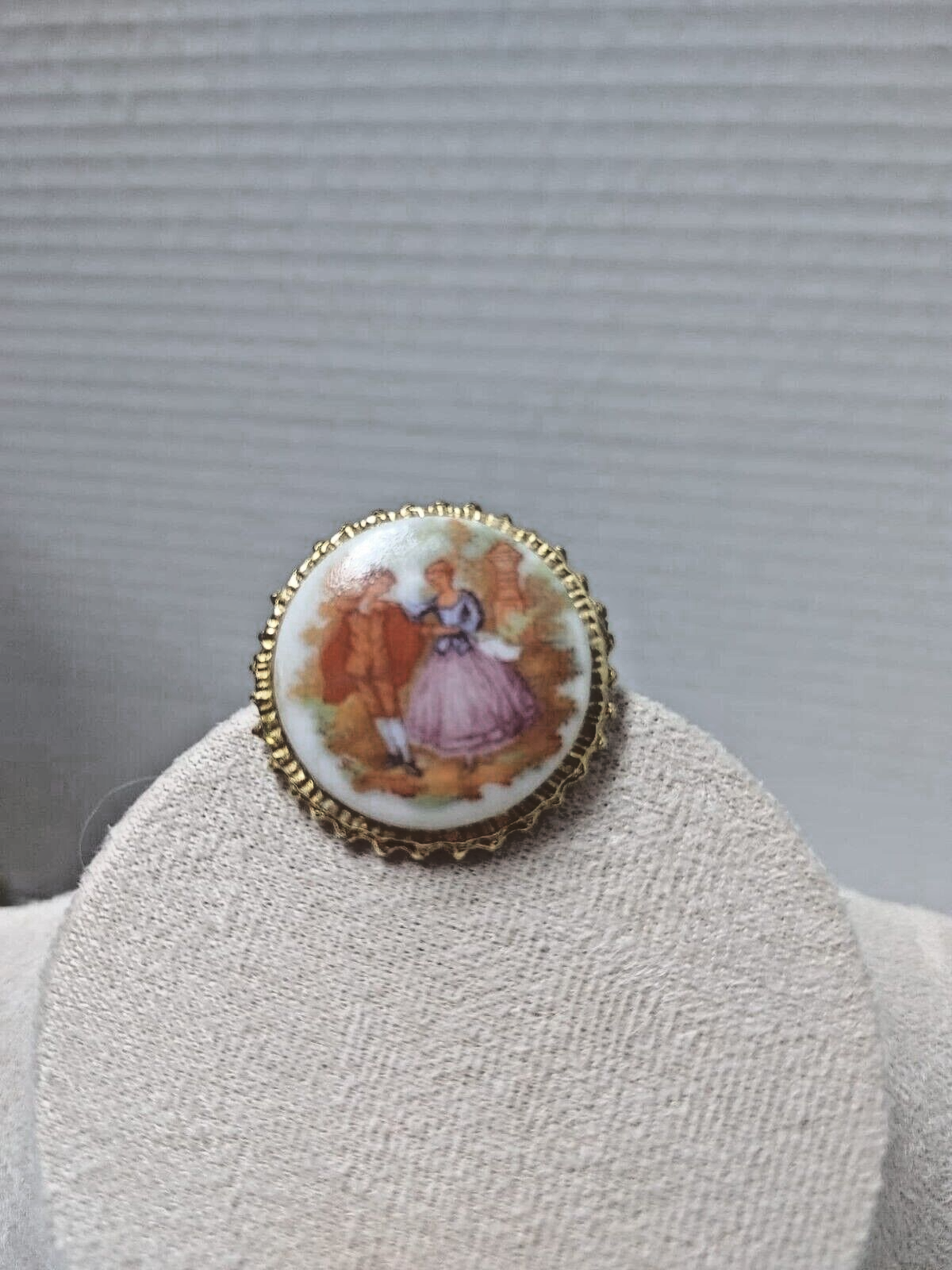Antique Beautiful Brooch Pin Porcelain Limoges Scene Amatory