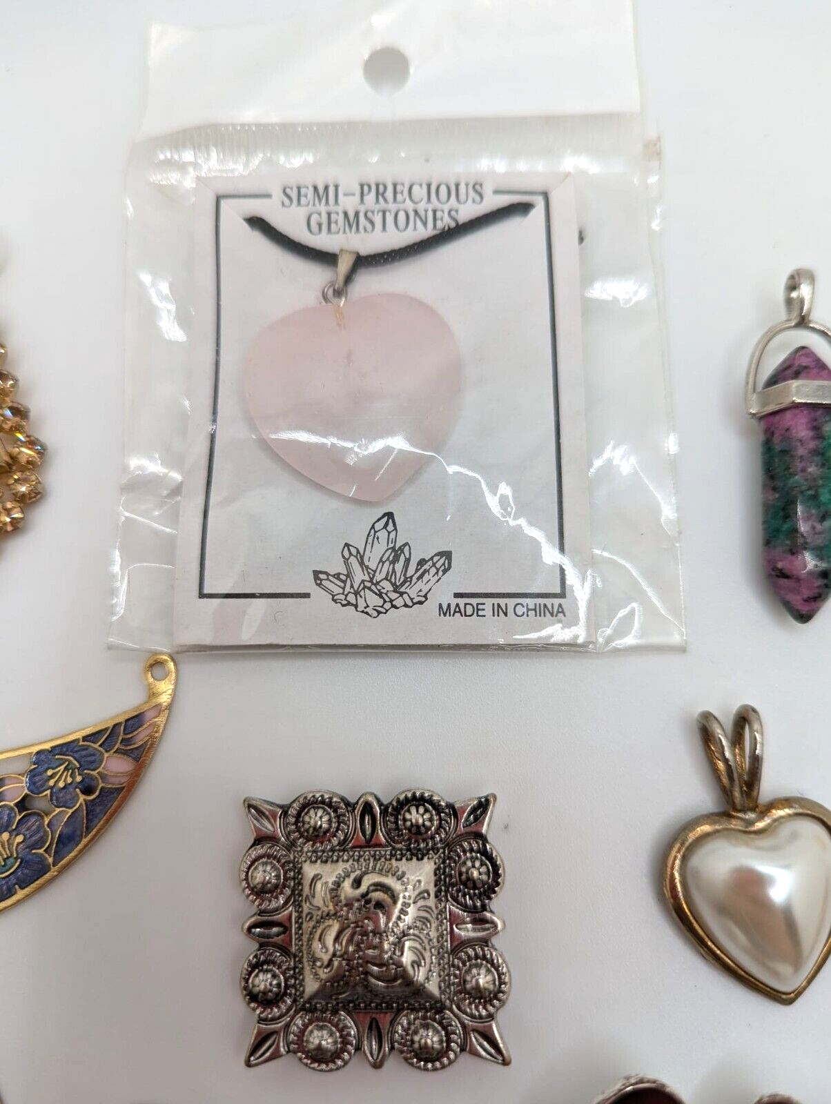 Lot of 18 Vintage To Modern Jewelry Pendants Stone Enamel Wood Metal Glass