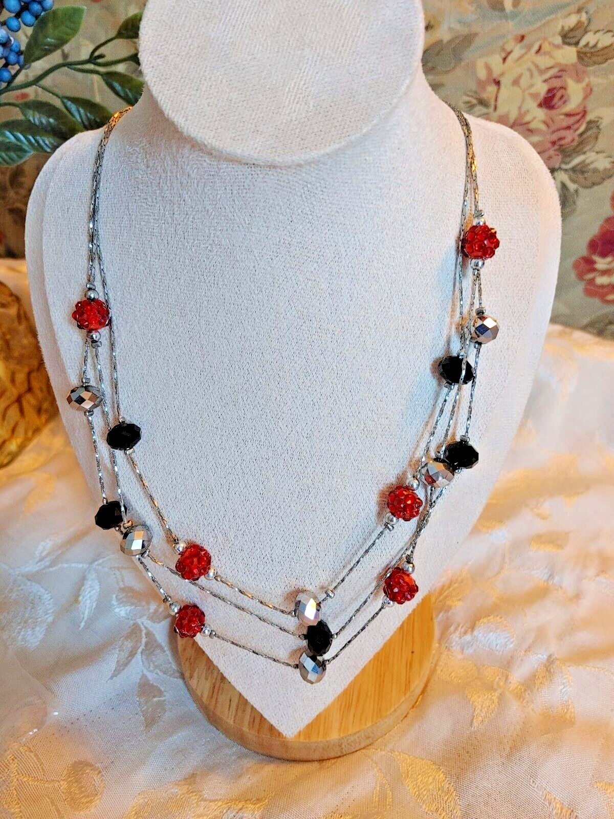 Layered Red Black grey Beaded Necklace silver tone chain 22" Women Boho Retro