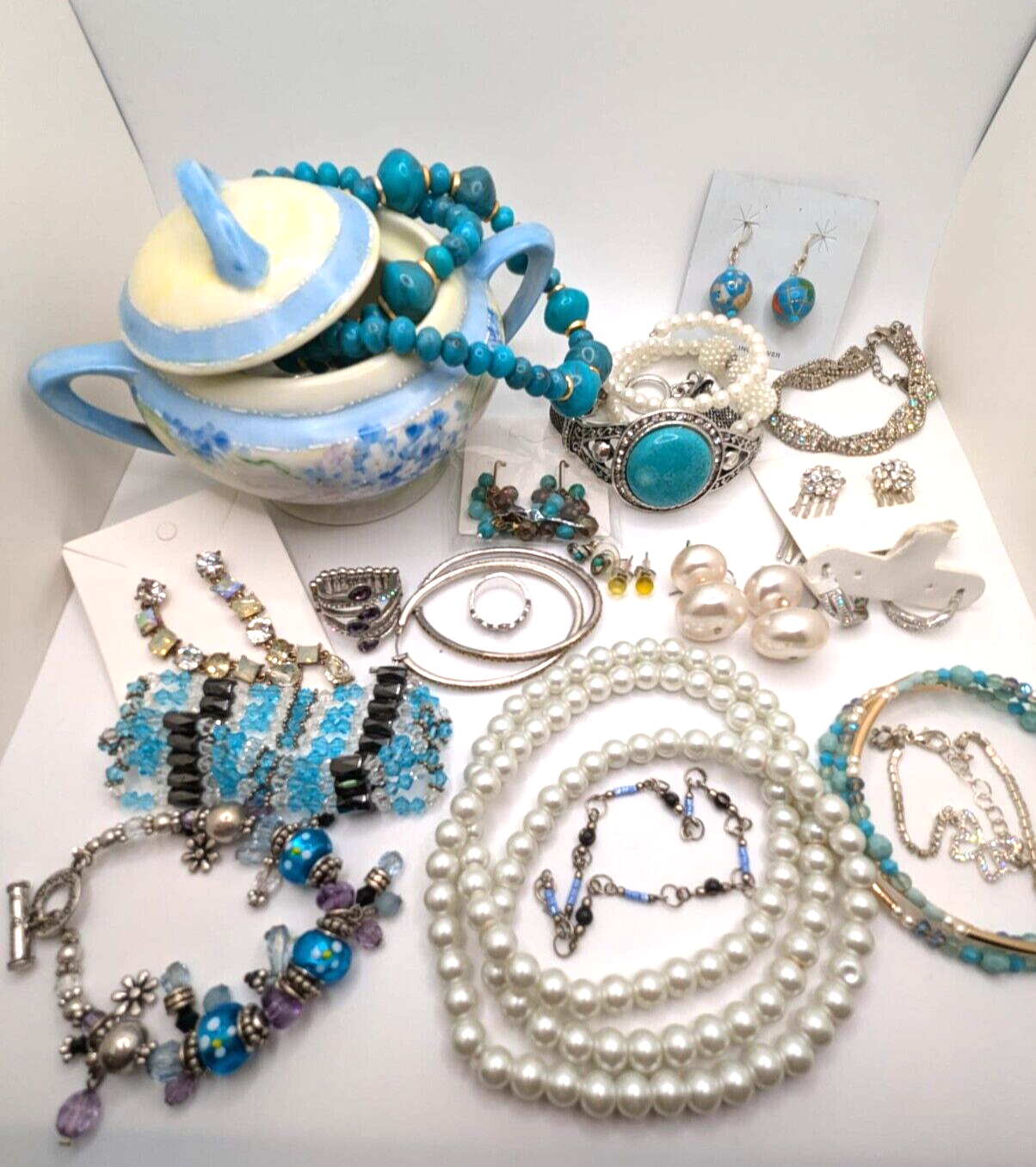 Vintage to Now Costume Jewelry Lot Wearable Bracelet Necklace ++ Gift for her