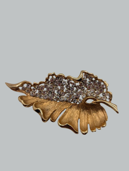 Vintage BSK brooch/earrings set, leaf shape gold tone, Clear Rhinestones