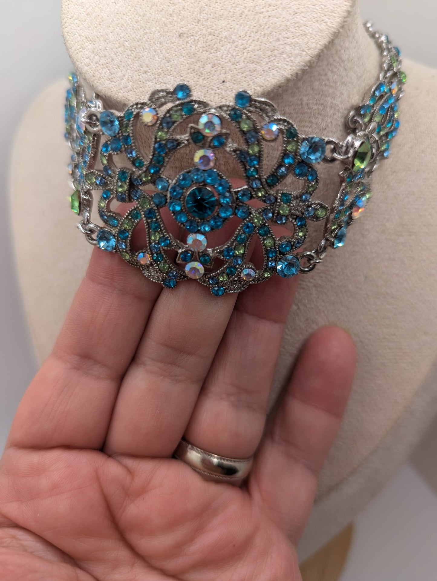 VCLM Victorian Antique Style Filigree Necklace Choker Silver Tone Blue Rhinestones