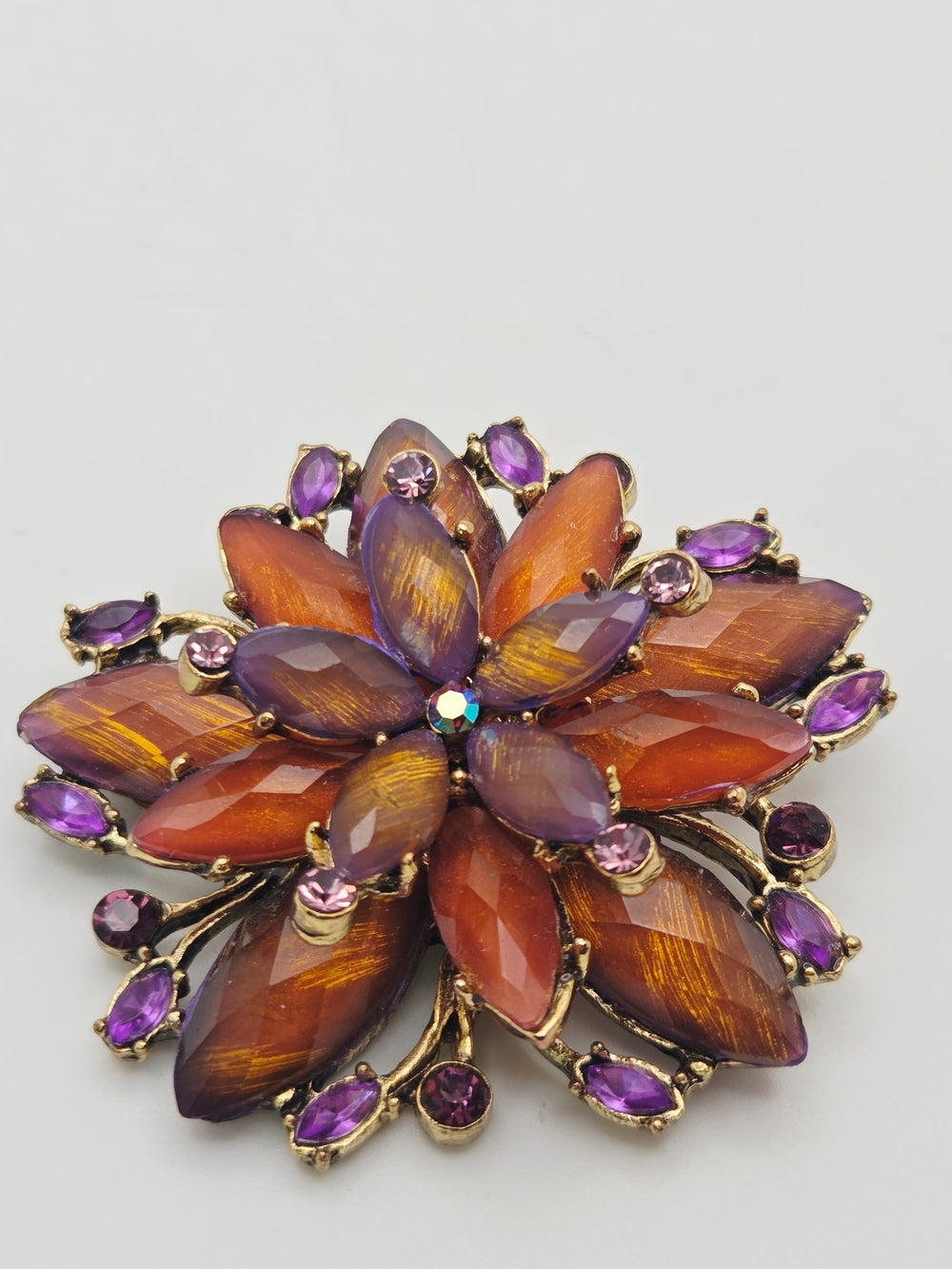 Broschennadel, 3-stufig, ovale Steine, unsigniert, atemberaubend
