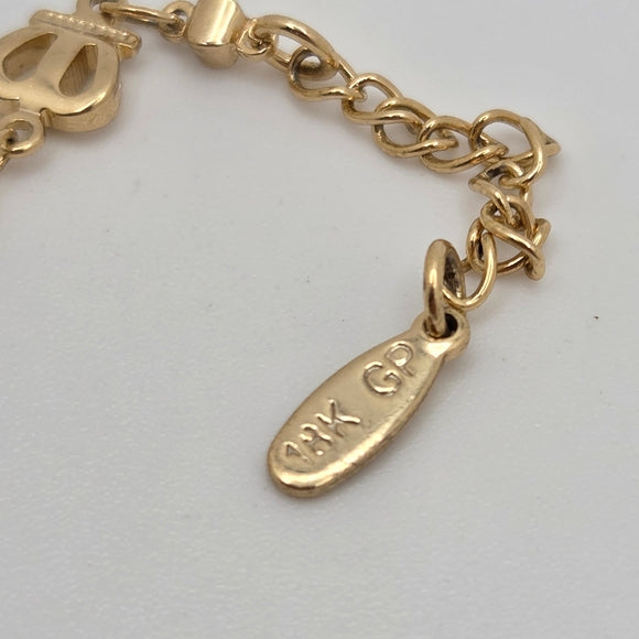 Charming Elephant Bracelet in Gold and Cream