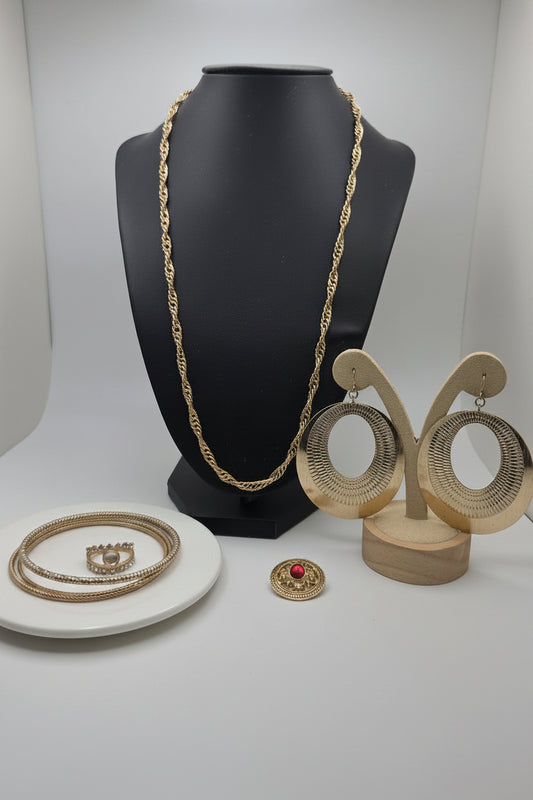 Vintage Gold-Tone Jewelry Lot with Sarah Coventry Necklace, 8pc