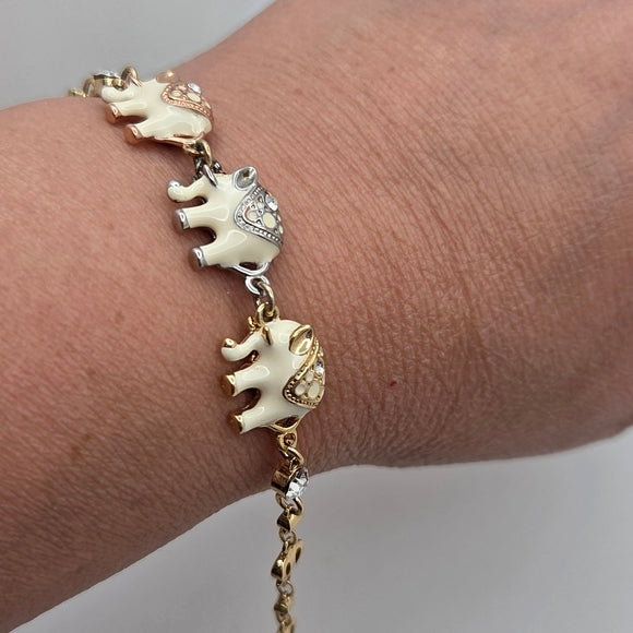 Charming Elephant Bracelet in Gold and Cream