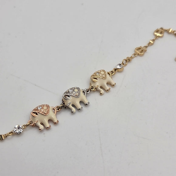 Charming Elephant Bracelet in Gold and Cream