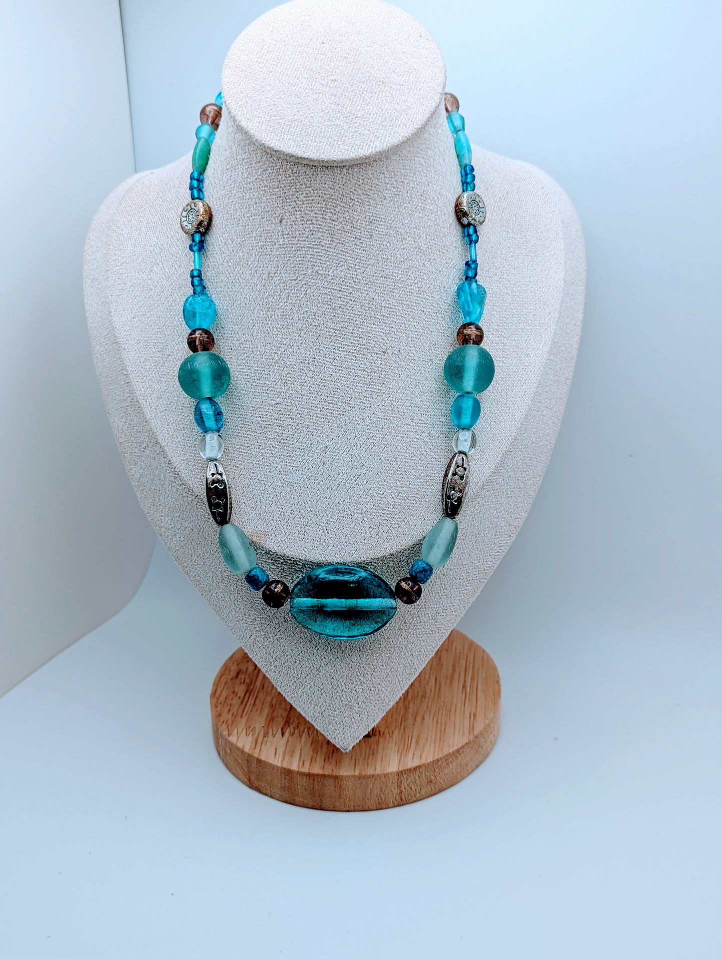 Esmor Glass Necklace Aquamarine Turquoise Tone Beaded 17-22" Vintage