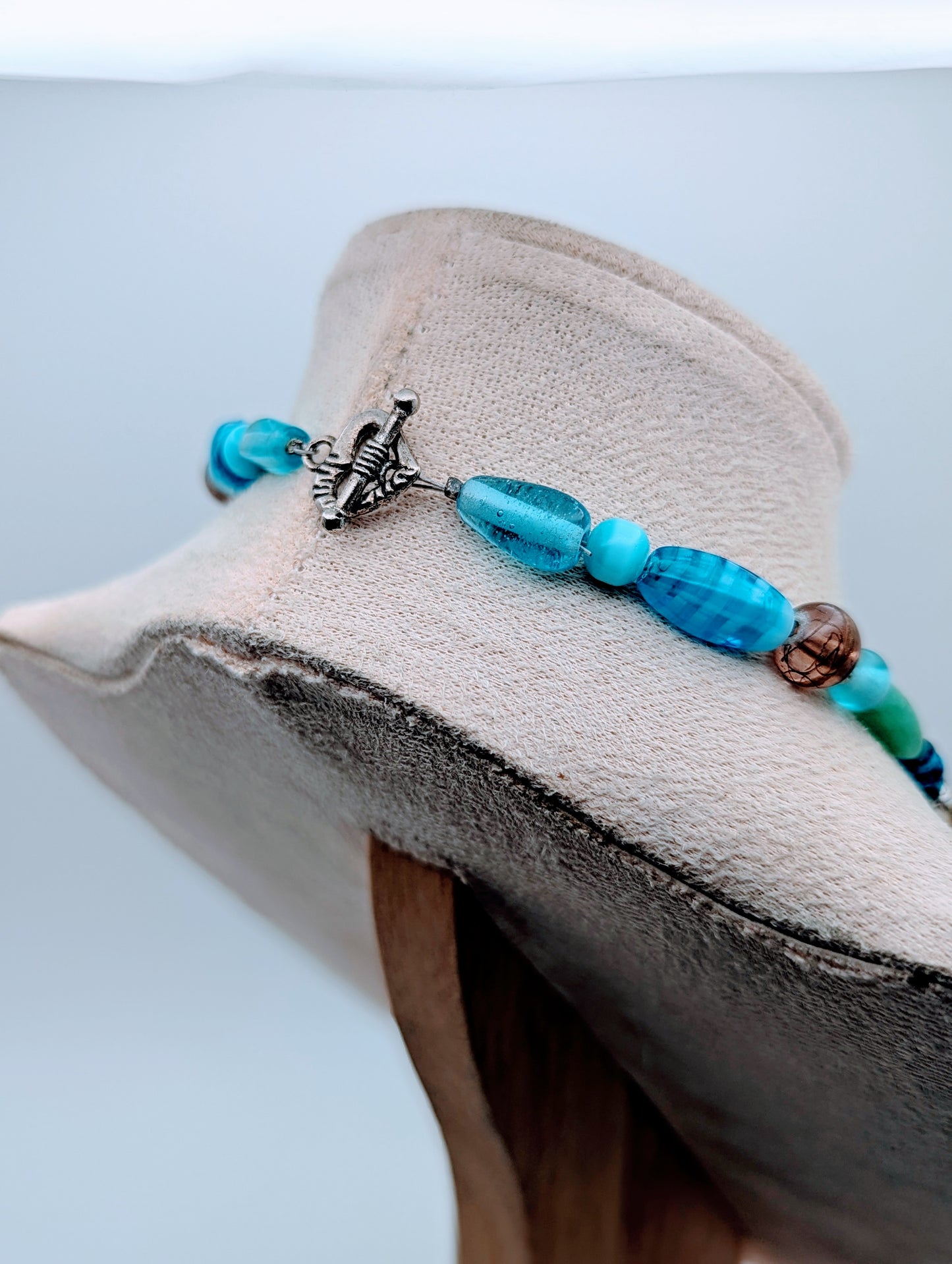 Esmor Glass Necklace Aquamarine Turquoise Tone Beaded 17-22" Vintage
