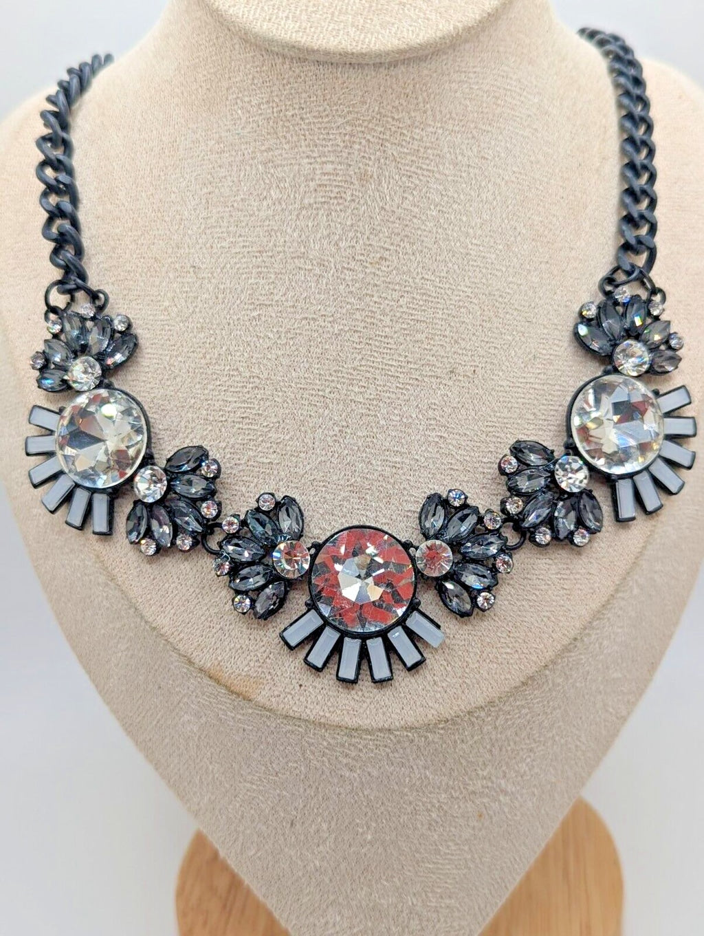 Bib Statement Rhinestone Sparkle Flower Statement Necklace Black Chain